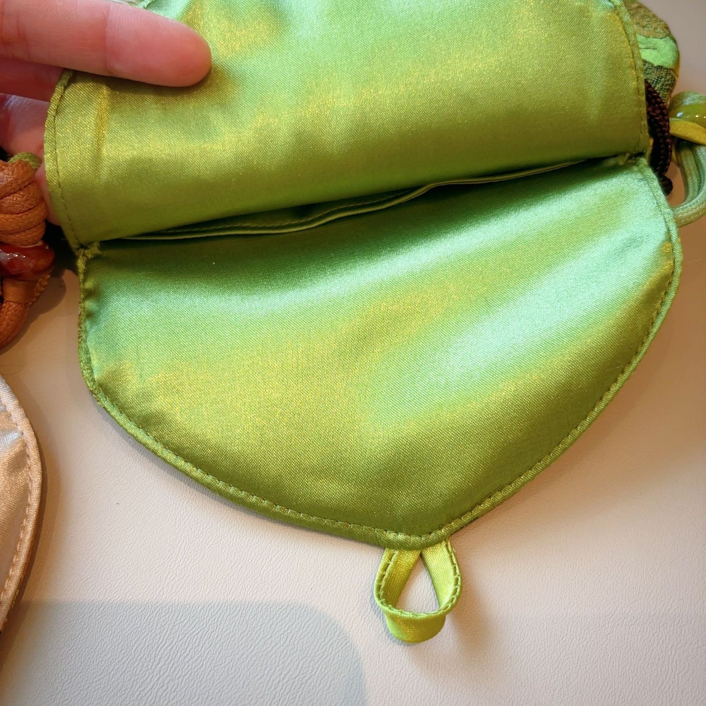 Chinese-style Embroidered Eight Treasures Gourd Crossbody Bag and Phone Bag